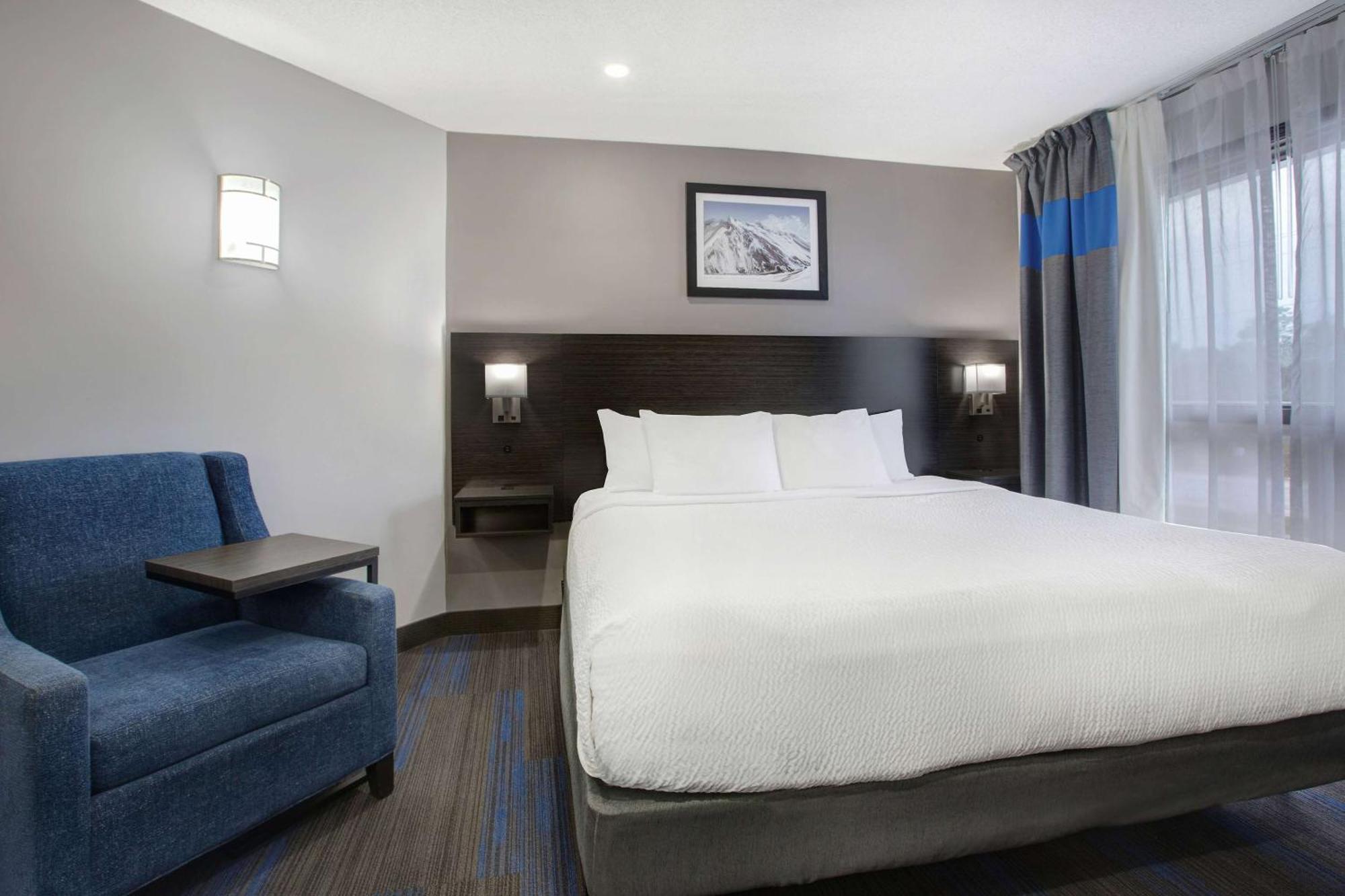 Days Inn By Wyndham Barrie Εξωτερικό φωτογραφία