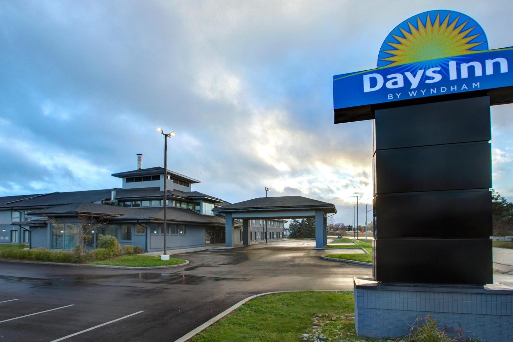 Days Inn By Wyndham Barrie Εξωτερικό φωτογραφία