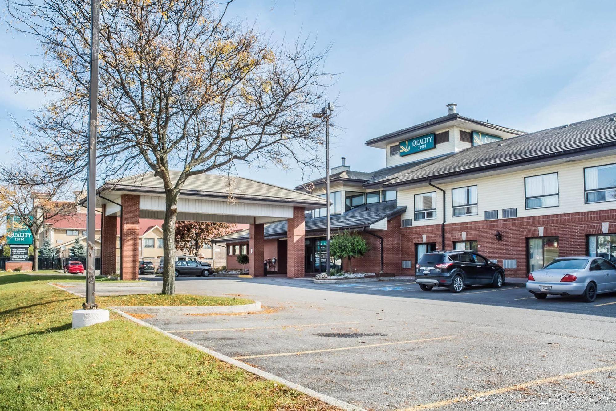 Days Inn By Wyndham Barrie Εξωτερικό φωτογραφία